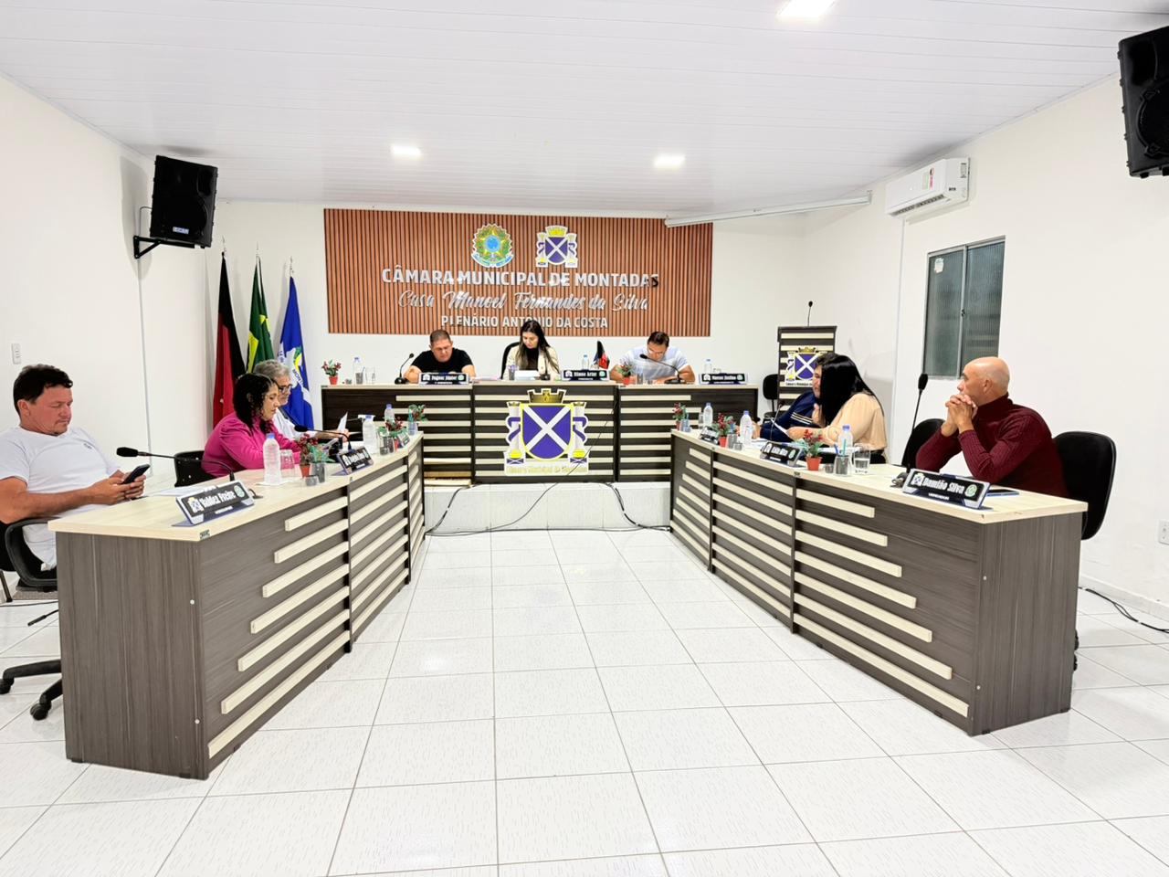 Câmara de Montadas realiza 6ª Sessão Ordinária com aprovação de requerimentos e leitura de projetos importantes